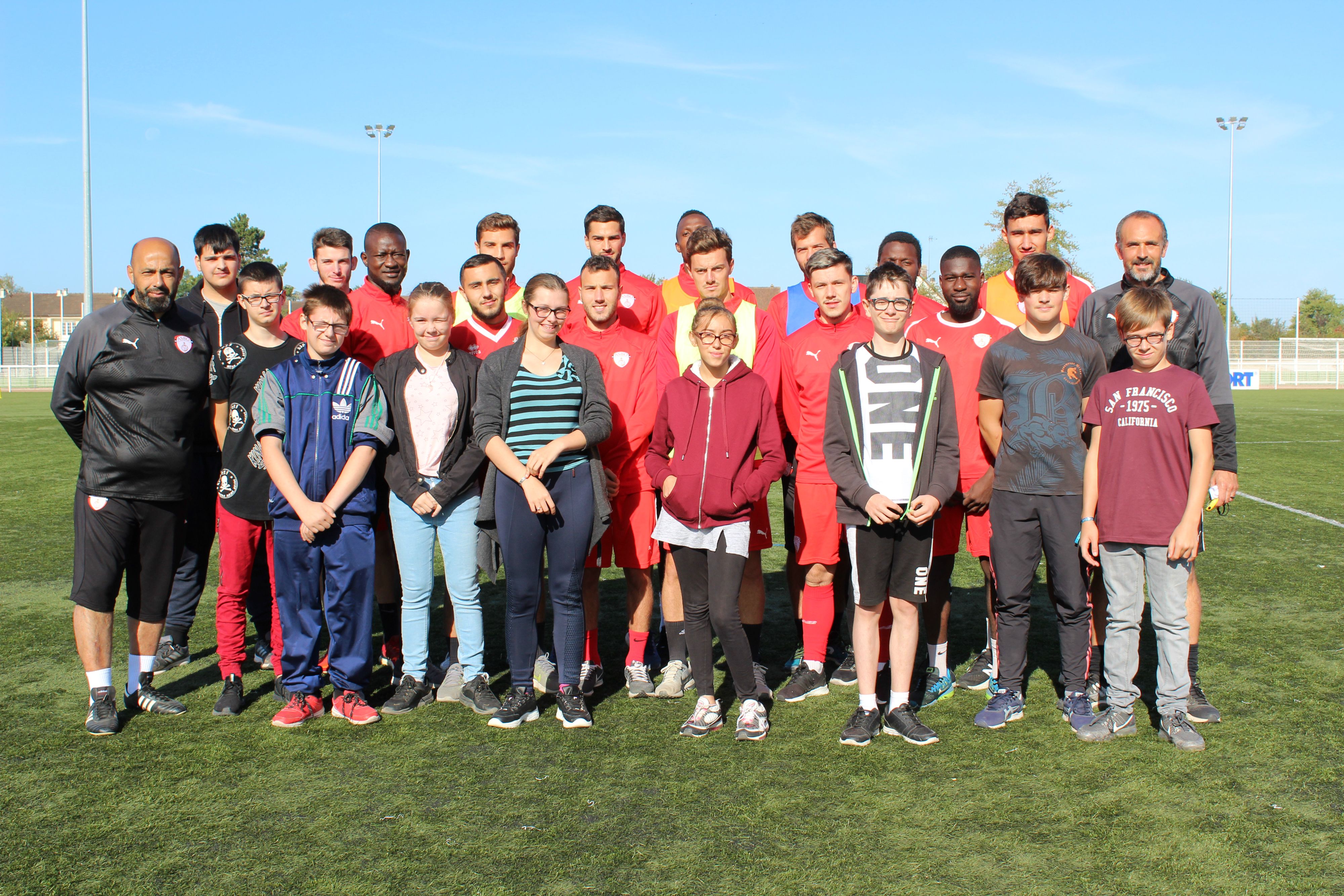 #ASBO Des élèves d’ULIS en visite au club