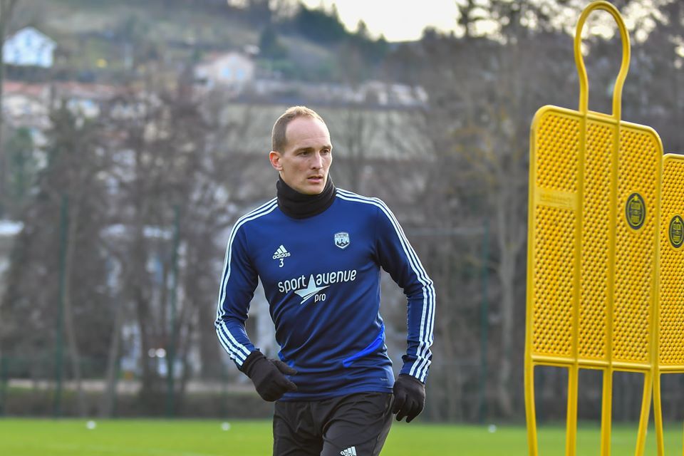 #Mercato Un défenseur à plus de 100 matchs de L2 pour commencer