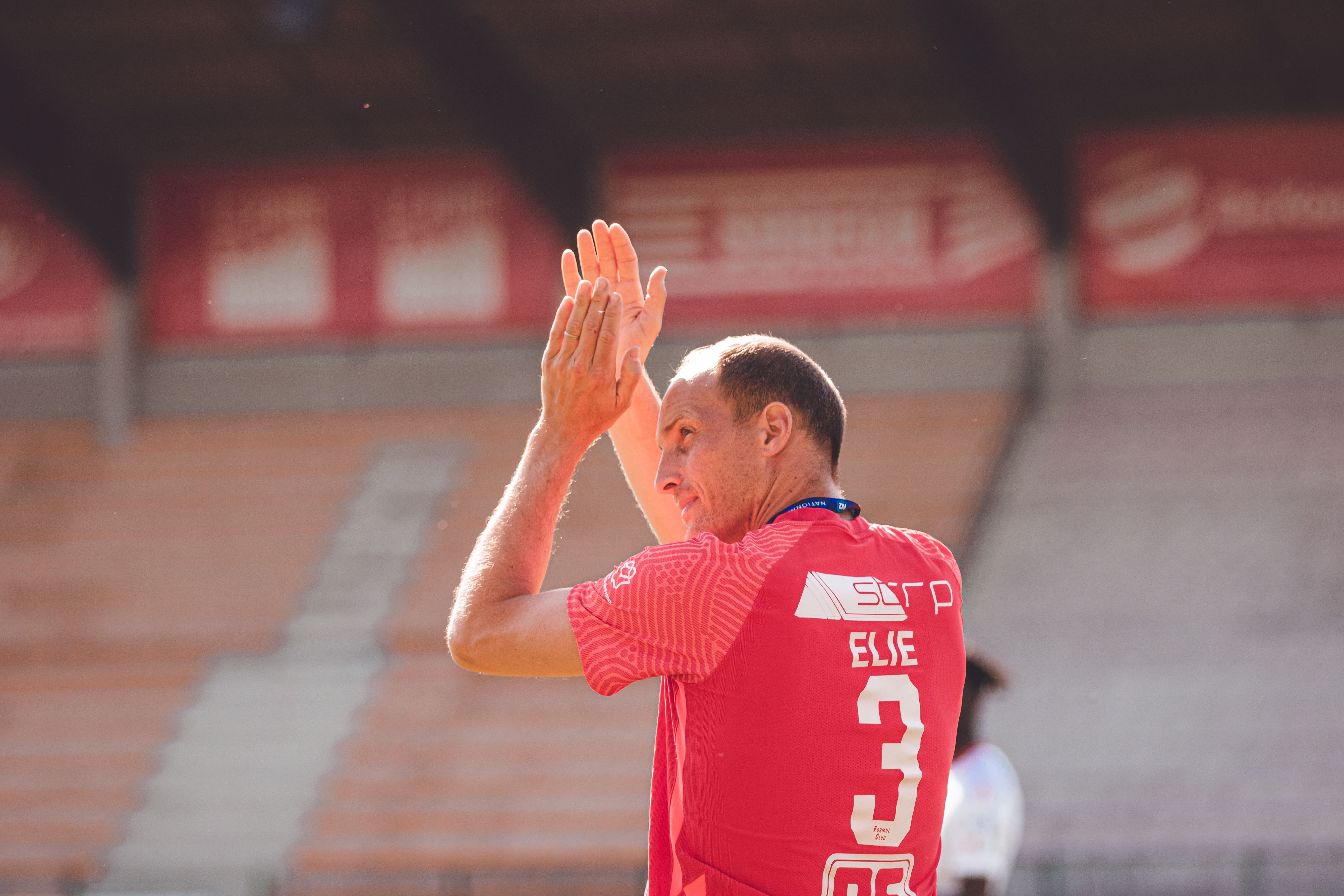 #N2 Bravo pour ta carrière, Romain !
