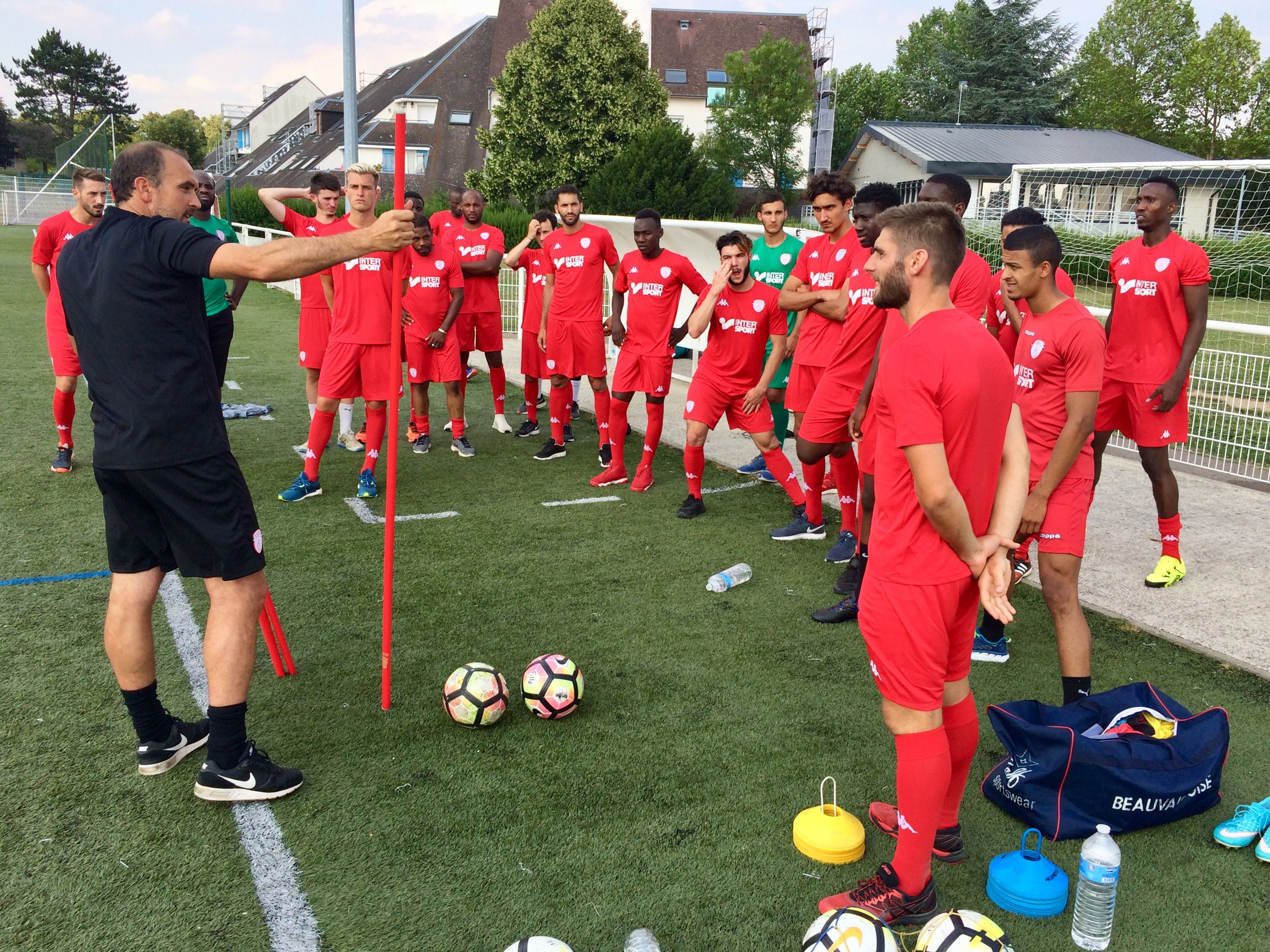 #Reprise 23 joueurs pour un premier entraînement (photos)